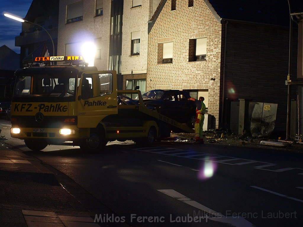 Schwerer VU Koeln Porz Eil Frankfurterstr P086.JPG